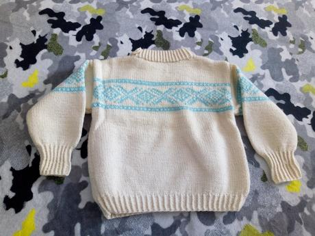 Pletený pulóver, 104