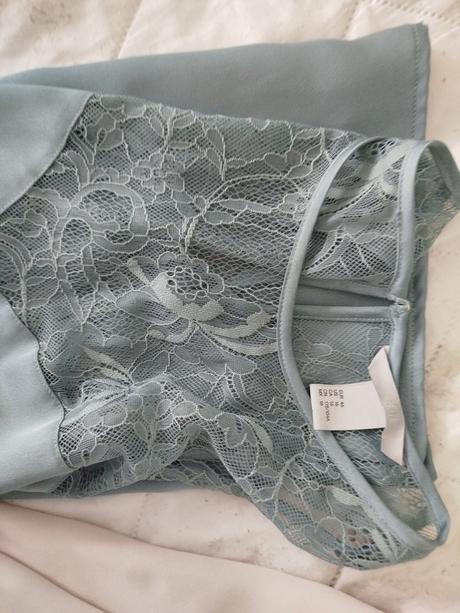Saténové blúzky pod sako, h&m,46