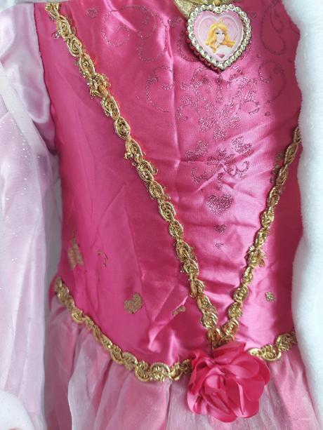 Šípková ruženka karnevalový kostým veľ.116,