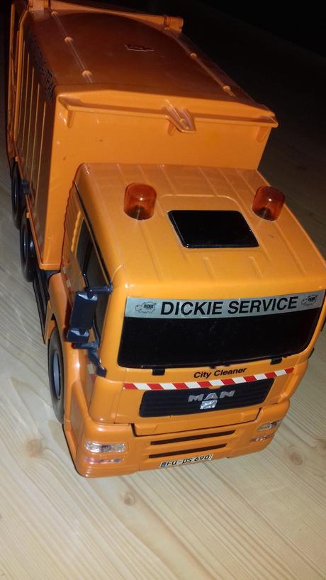 Smetiarske auto zn.dickie, 