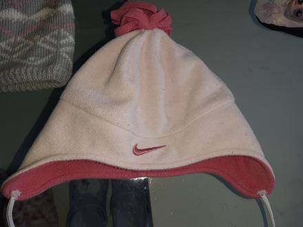 Ciapka, nike,104