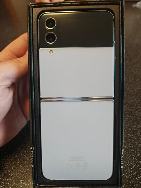 Samsung galaxy z flip 4, samsung