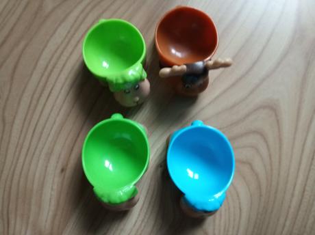 Kinder maxi 3x ovecka 1x kravicka.,