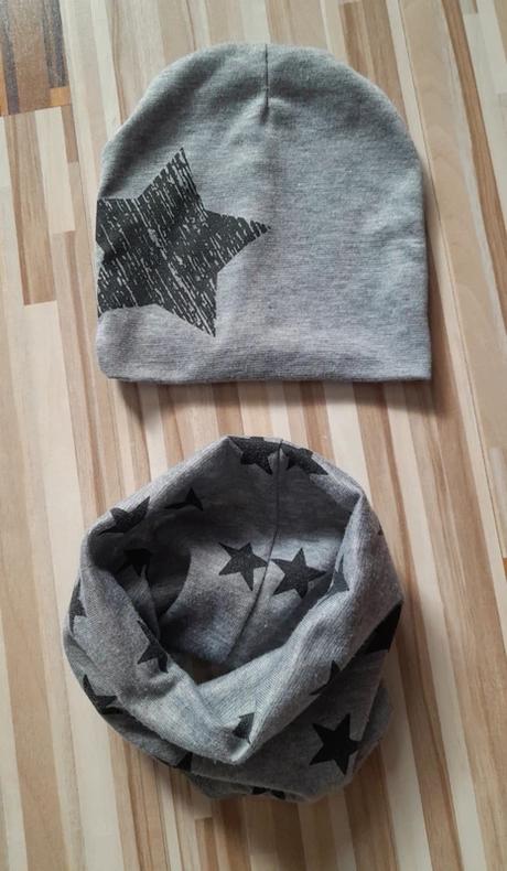 Čiapka s nákrčníkom, 74