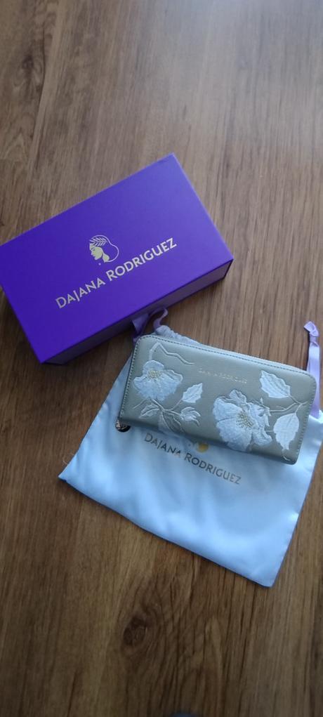 Peňaženka dajana rodriguez, dajana rodriguez