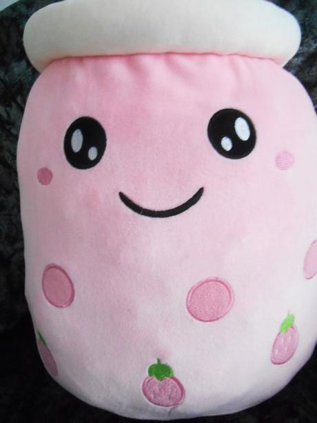 Plyšák/vankúšik bubble tea jahody,