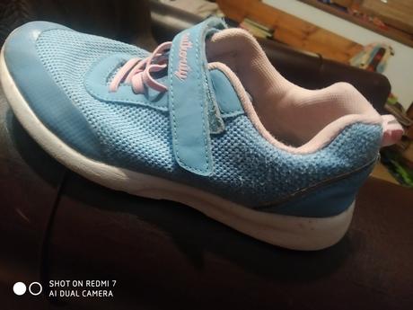 Tenisky ľahučké ,ohybné, authority,35