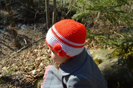 Háčkovaná čiapočka s mašličkou červená karkulka. , 50 - 158