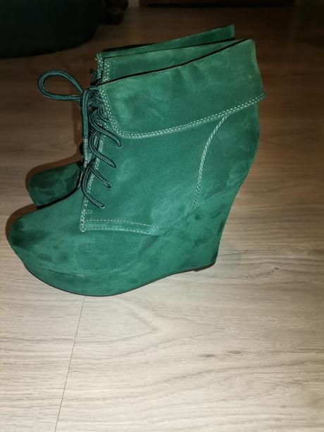 Vysoké topánky, 38