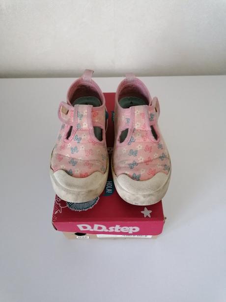 Platenky ruzove s motylikmi, d.d.step,28