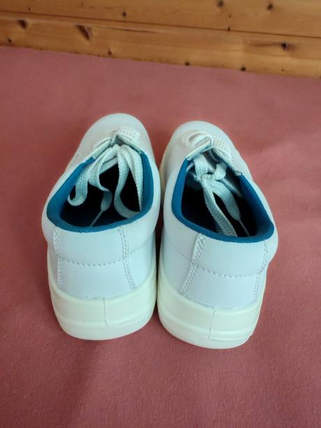 Zdravotnícke topánky, 39