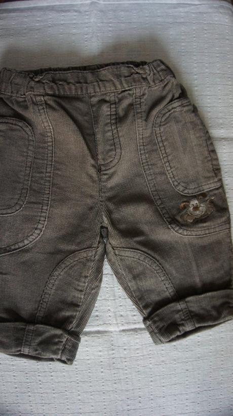 Hnedé menčestrové nohavice psík, okay,62
