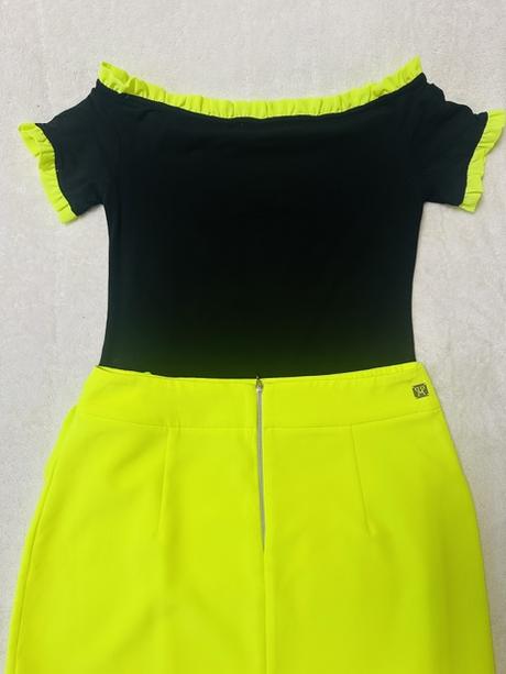 Súprava croptop a sukňa neónovej farby zn. magenta, m