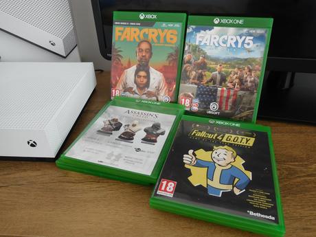 Hracia konzola xbox one s,