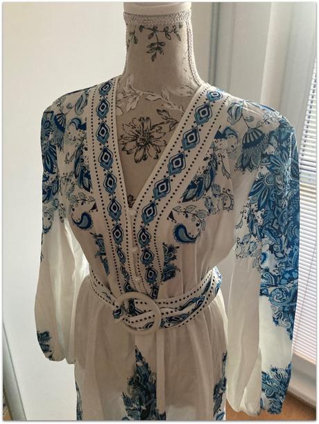 Vzorované midi šaty s opaskom, l