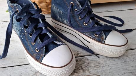 Riflové plátenky na platforme, 35