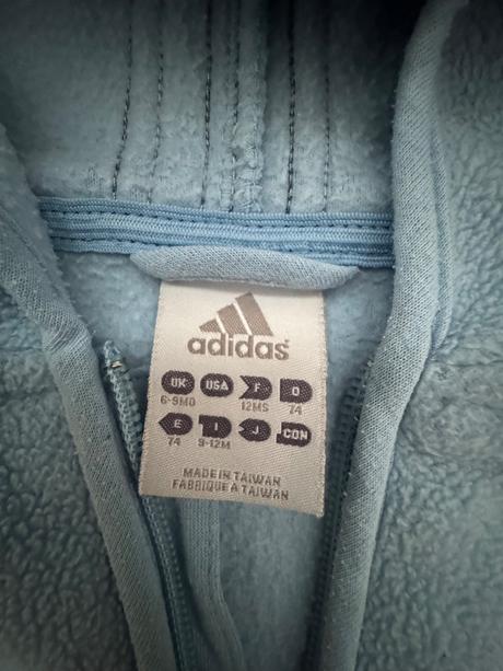 Adidas 74 velkost ale sadne okolo 1r, adidas,74