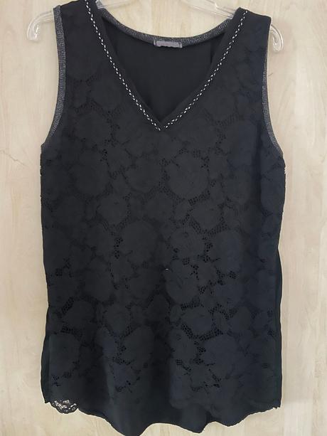 Čierne čipkované tričko, l