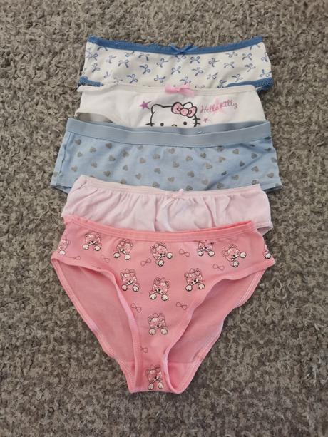 Spodné prádlo, 122