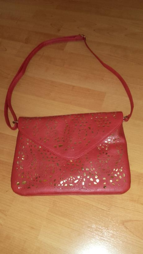 Červeno - zlatá kabelka v top stave,