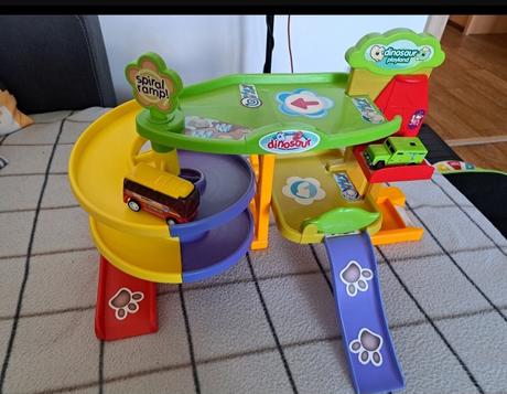 Zvukové hračky, pucle, kocky,vkladacky drevene rôz, 