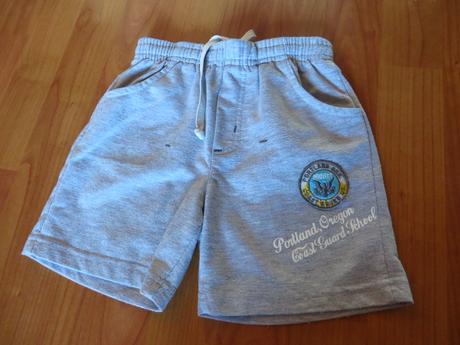 2x krátke nohavice - veľ. 98/104, 98