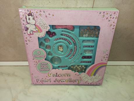 Unicorn pearl jewellery, 