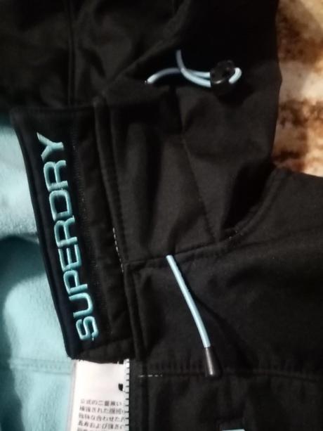 Cierna softshellová bunda superdry, superdry,m