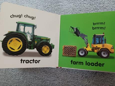 Kniha trucks baby touch and feel, 