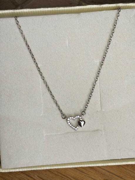 Strieborná retiazka so srdiečkami sofia, 