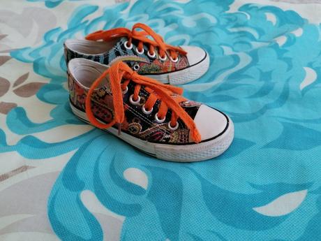 Farebné tenisky, 31