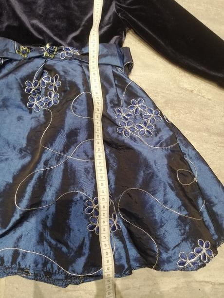 Zamatovotaftové šatičky v92-98, 92