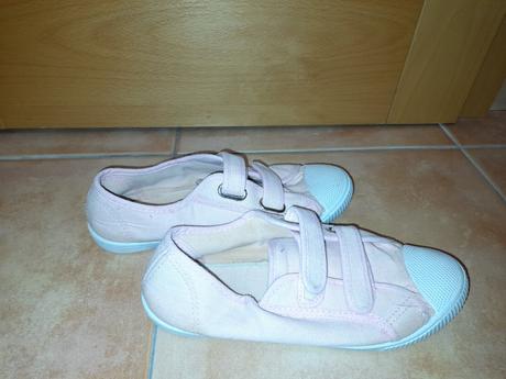 Plátenky na suchý zips, v. 35, victory,35