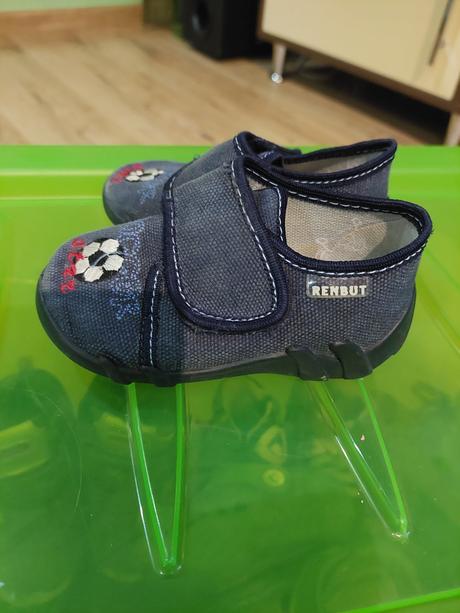 Papučky, ren but,21