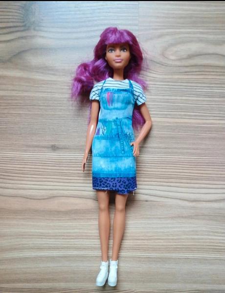 Barbie kaderníčka,