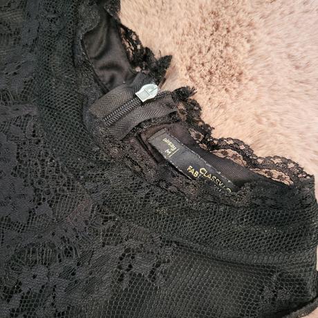 S/m čipkované saty, sinsay,m