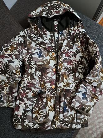 Zimna vetrovka 13e, 164