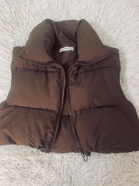 Hnedá crop vesta, s