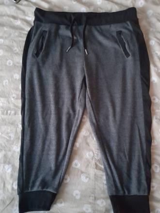 Mam na predaj tristvrtaky, 38