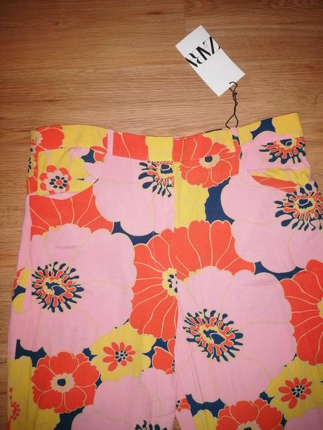 Zara kvetove hippies nohavice, zara,xl