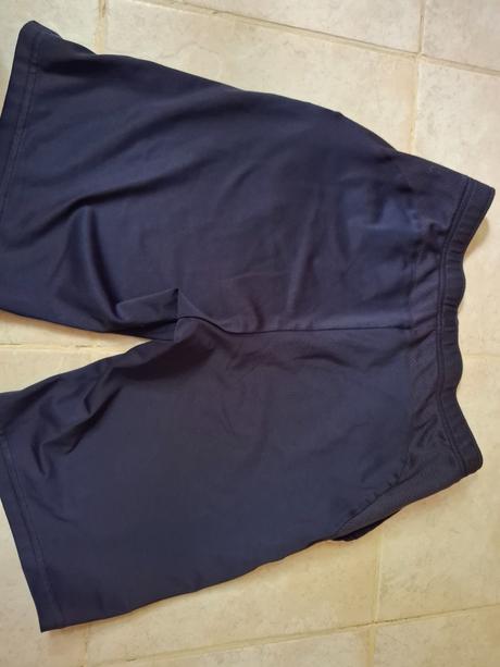 Sortky na trening, decathlon,164