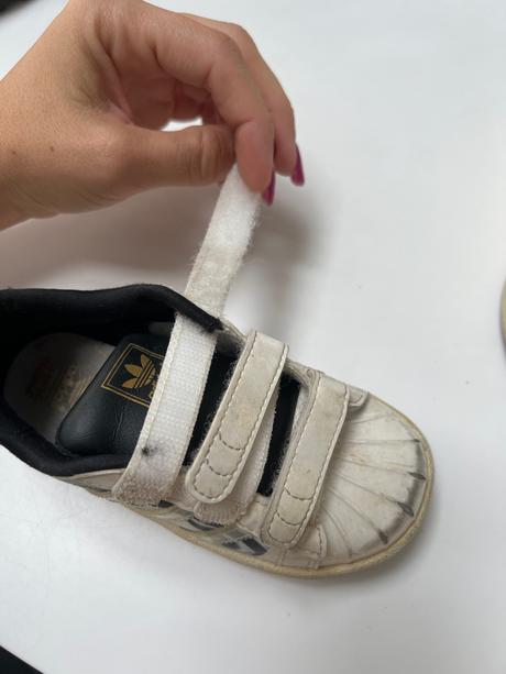 Darujem tenisky, adidas,24