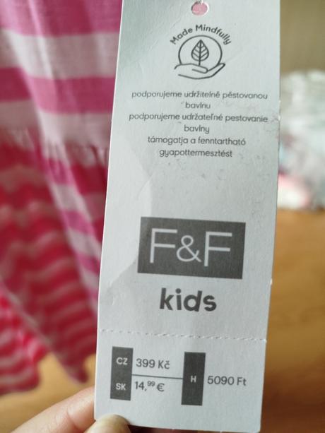 2x šaty, f&f,140