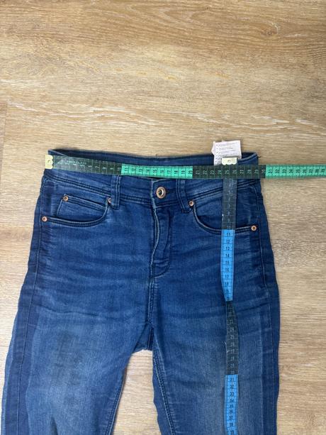 Roztrhané rifle, takko,146