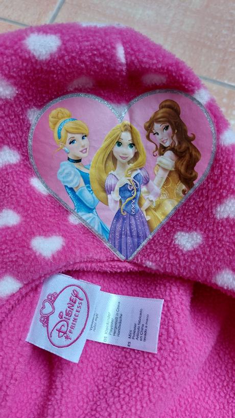 Čiapka a šal, disney,104