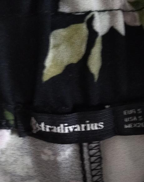 Dlhé voľné nohavice, stradivarius,s