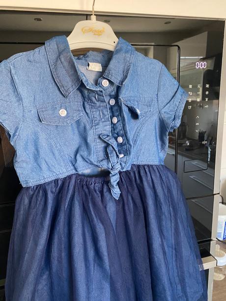 Dievčenské šaty velk.110, 110