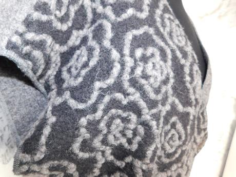 Damska kvalitna vlnena vesta, 46