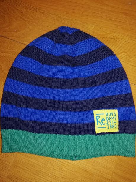 Čiapočka reserved, reserved,74