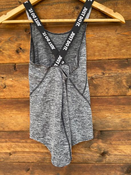 Nike tielko, nike,128